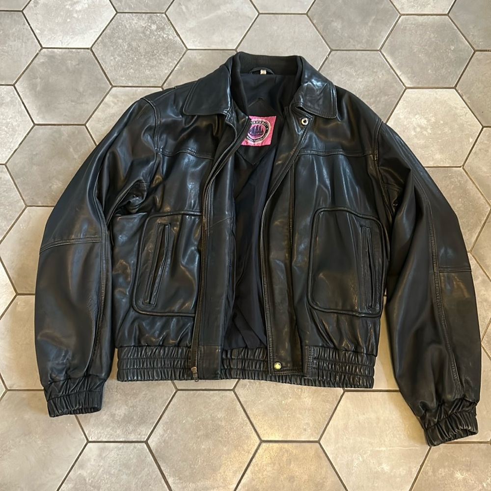 Vintage black leather jacket size xl